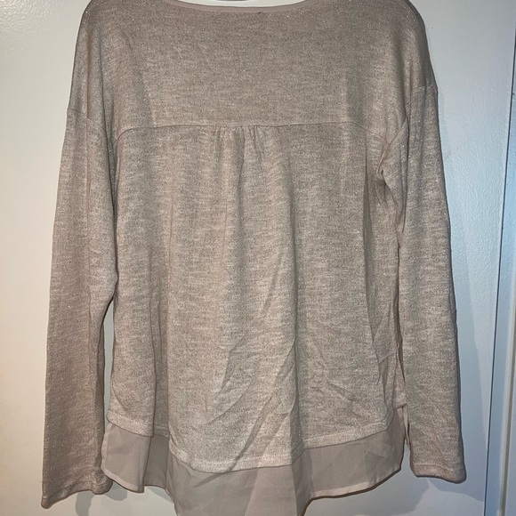 Sanctuary long sleeve top w/metallic threading - Picture 4 of 5